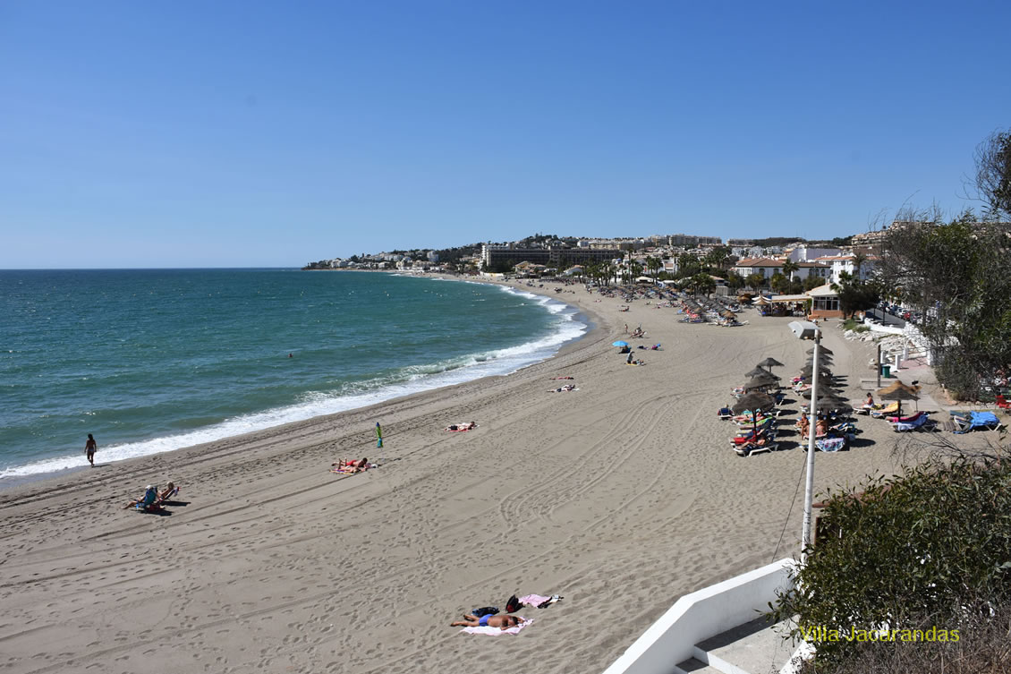 Nearby Beaches in walking distance from Villa Jacarandas from East to West, La Cala Beach