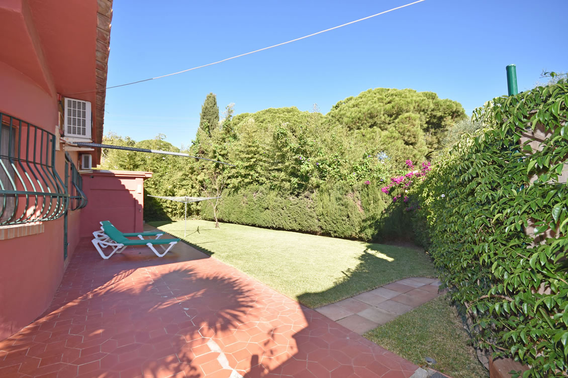 The Rear Lawn to Relax or Play